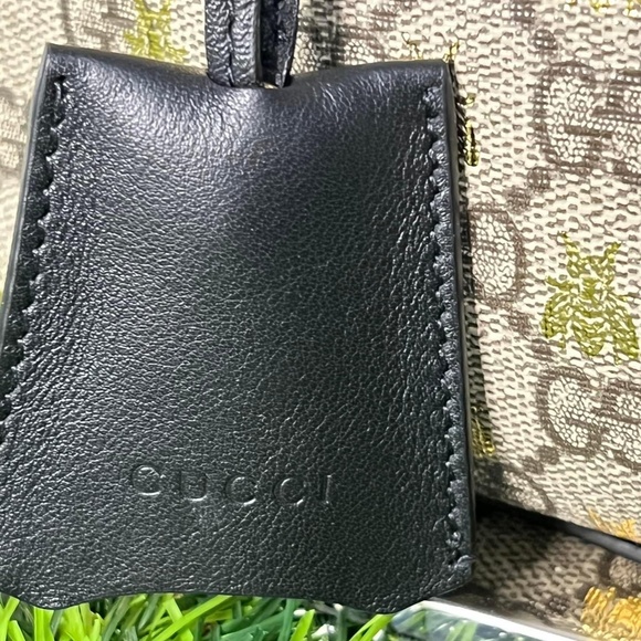 Gucci bag - Picture 5 of 16